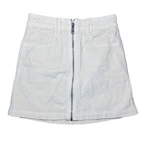 American Eagle White Corduroy Mini Skirt Full Zip Front‎ Pockets Size 00